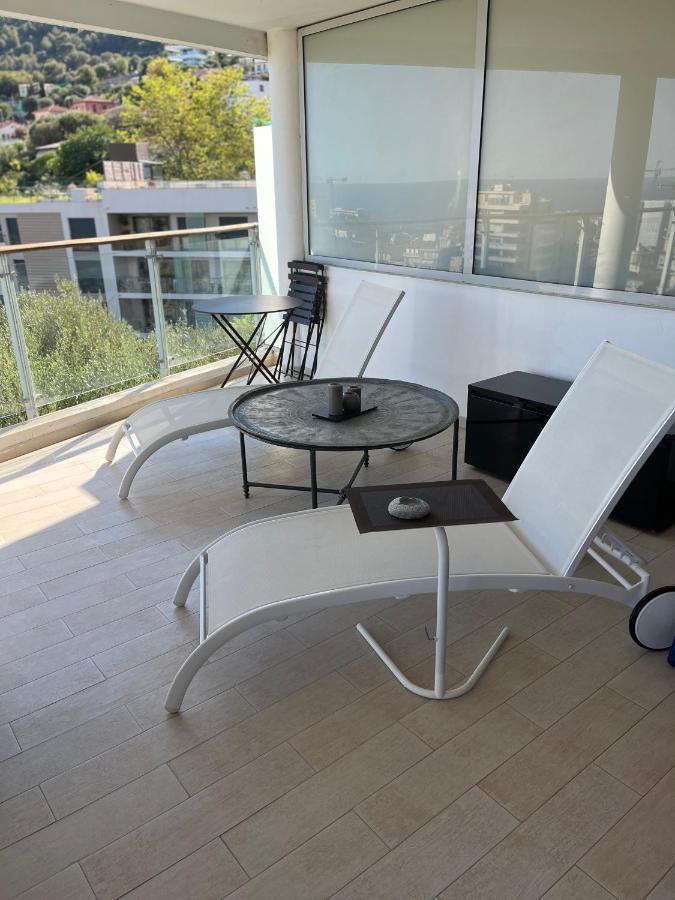 Grand 3 Pieces Avec Terrasse Vue Mer Tout Confort ボーソレイユ エクステリア 写真